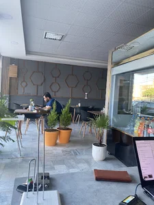خانه کباب زعفرون