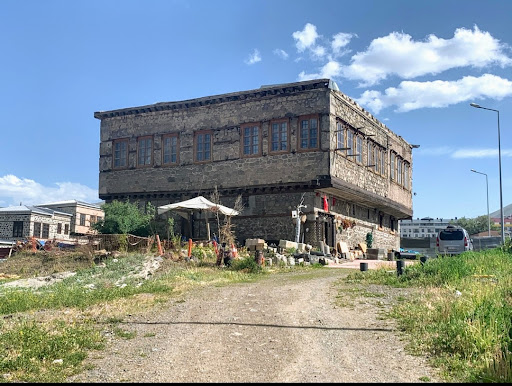 Paşa Bey Konağı