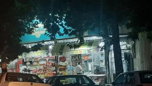 سوپر مارکت حسین پور 2