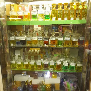 فروشگاه مواد غذایی سبزیکار/ فروشگاه عطر جنوب
