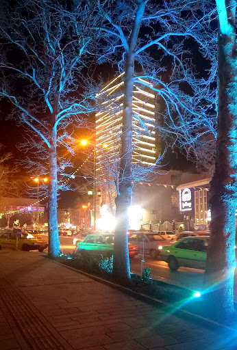 Buali Sina Street/Jahad Square