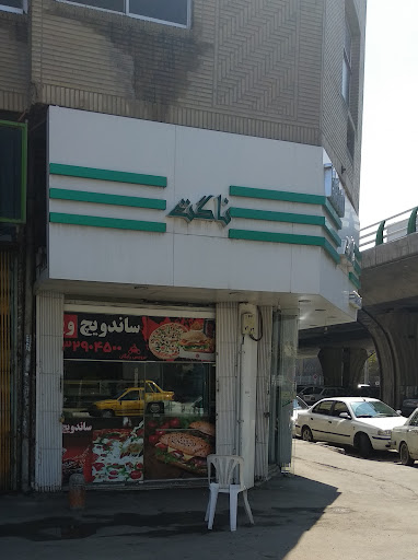 ساندویچی ناگت