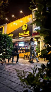 برگر زغالی هفده 5