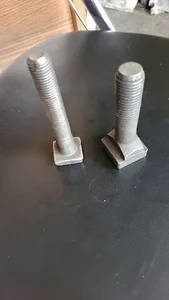 دنیای پیچ و مهره