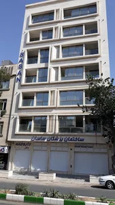 دکتر نوفرستی