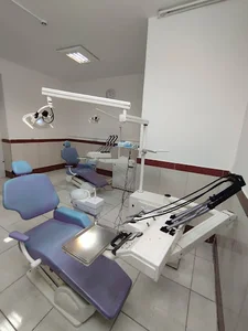 دندانپزشکی دکتر عمیدی