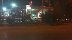 پمپ بنزین