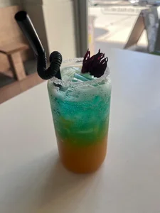 We Cafe 4