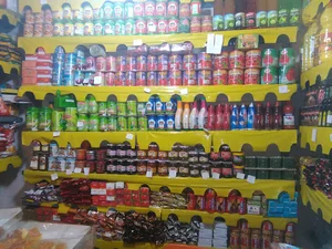 فروشگاه مواد غذایی زلقی