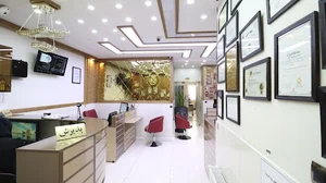 دکتر عارف