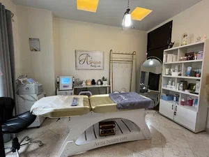 آکادمی زیبایی آرینا (شهرک اکباتان)