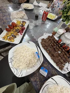 رستوران بنفشه