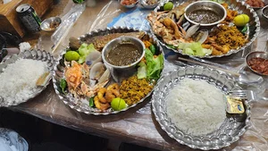 رستوران ناخدا علی صالح سهيلي