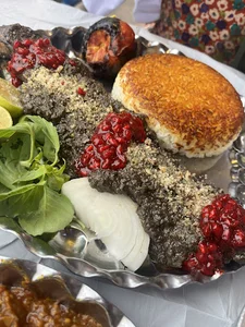 باغ رستوران سنتی خردادماه