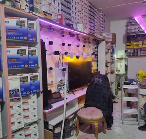 تخلیه بار اتوبوسی حسن پور