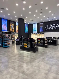 Lara Stores