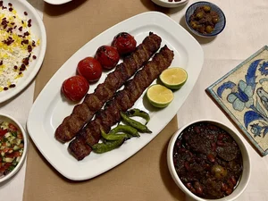 رستوران و چلو کباب فرصت 3