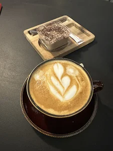 کافه وی مونت