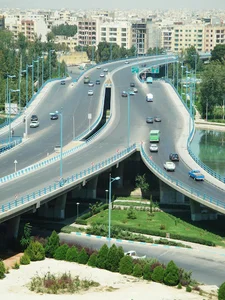 میدان غدیر