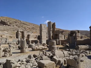 شرکت گردشگری ایران دوستان 2