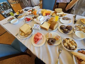 استخر هتل بزرگ شیراز 2