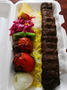 تهیه غذای سام بابا