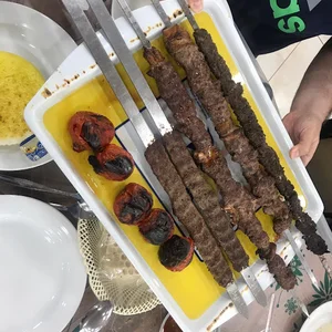 رستوران ۴۰۳۰