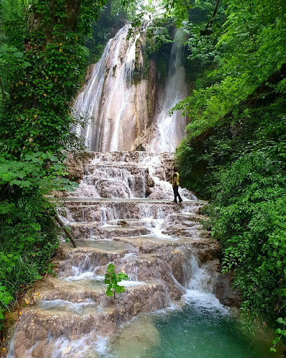 آبشار آهکی اِسکِلیم