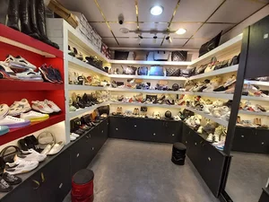 کیف و کفش خلیفه (Khalifa Shoes & Bags)