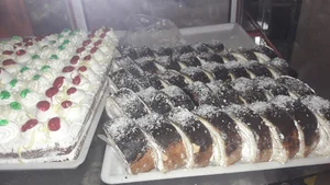 شیرینی سرای مهشید