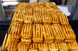 شیرینی و نان پادرازی فاتح 4