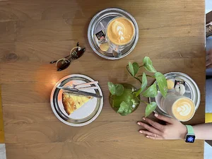 cafe.Upanishot