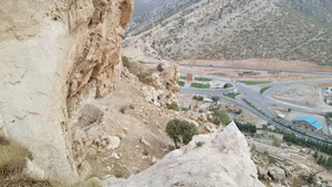 میدان ارغوان
