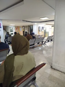 درمانگاه‌ تخصصی و فوق تخصصی بیمارستان فیروزگر