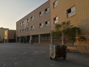 مدرسه هشت بهشت