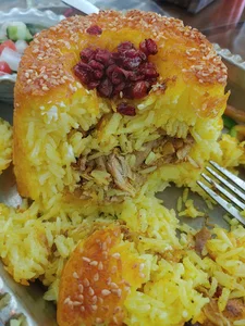 رستوران ته چین طلایی