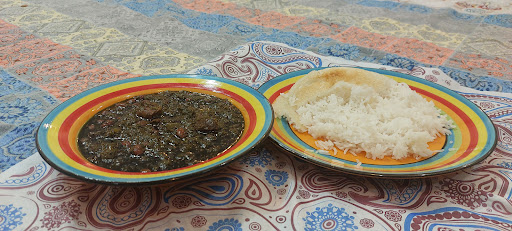 تهیه غذای قاصدک