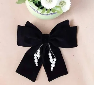 طراحی و دوخت اکسسوری مو هیلدا 2