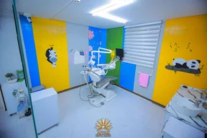 کلینیک دندانپزشکی آفتاب 4