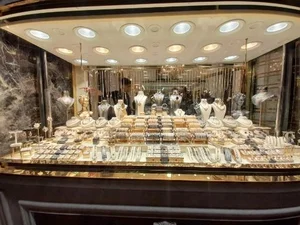 jewelery hosseini