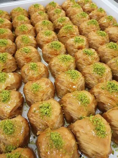 باقلوا آیلار