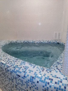 ساخت و تعمیر استخر، سونا و جکوزی در نیاوران 2