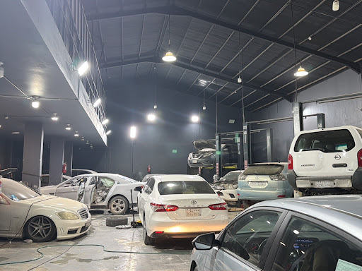 ورشة الرمال الأولى الحديثة لصيانة السيارات 🚘⚙️