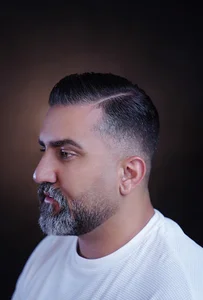 آرایشگاه حسین جلیلیان