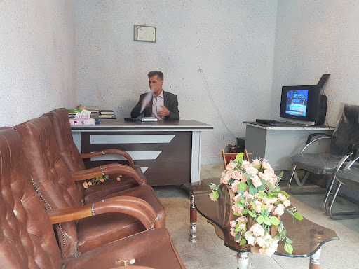 مشاور املاک سر سرا صابری