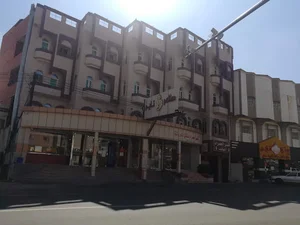 فندق قصر الحمراء Al Hamra Palace Hotel