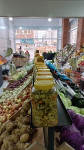 هایپر میوه برج