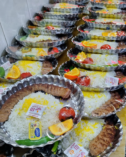 آشپزخانه برادران قم