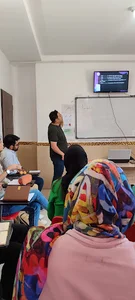آکادمی زبان خارجه نشاط