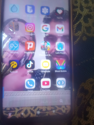 اهتمام گستر